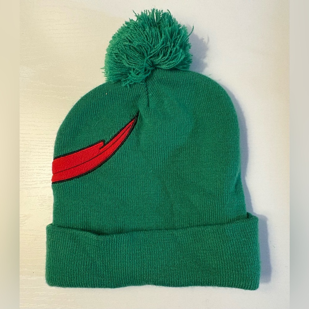 Disney Peter Pan Off to Neverland Green Beanie Hat - Picture 2 of 4